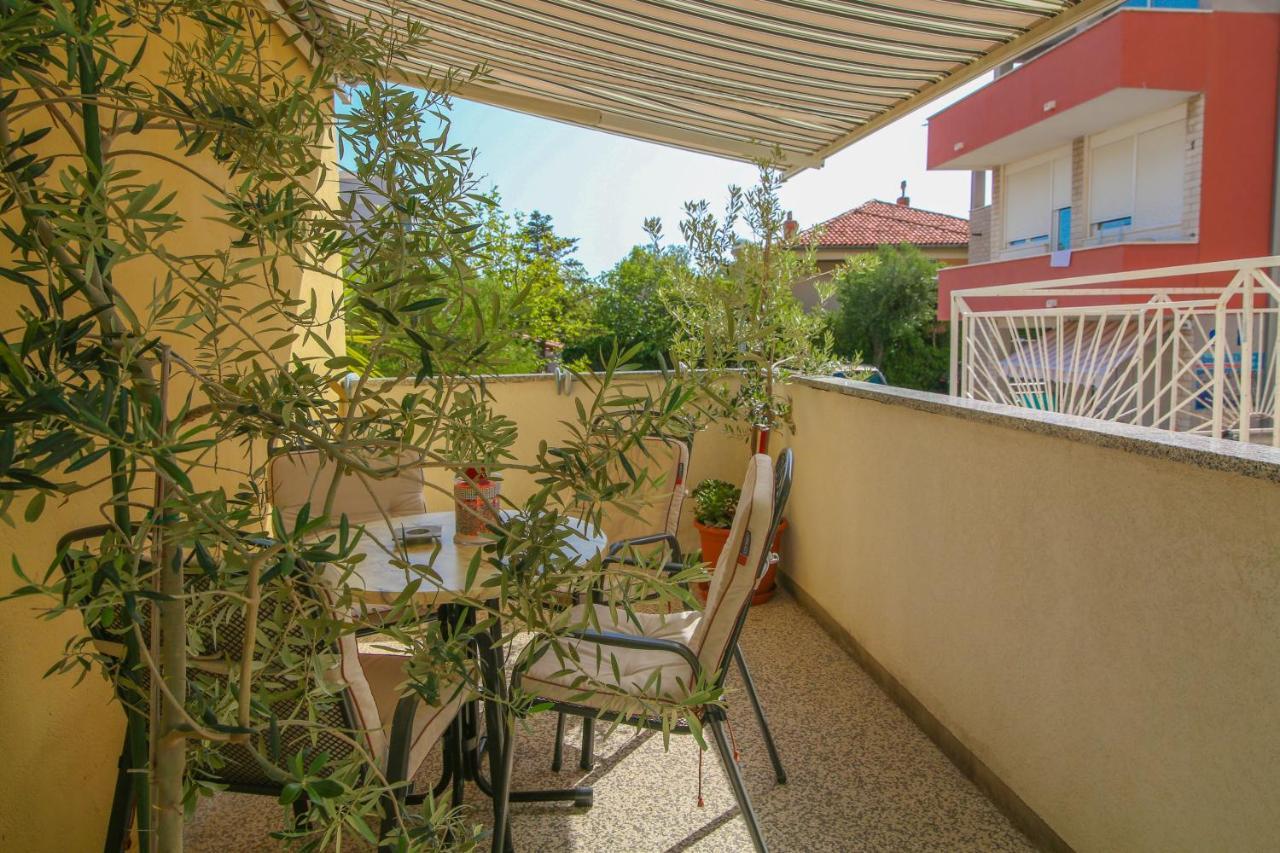 Sunshine Apartment Makarska Exterior photo